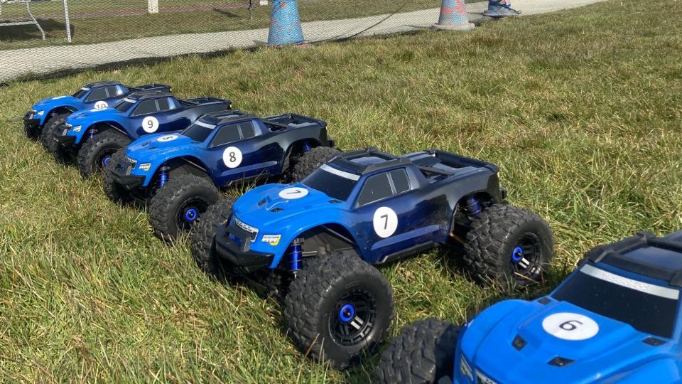 Kl. 14: Prøv kræfter med vores actionfyldte race car løb!
